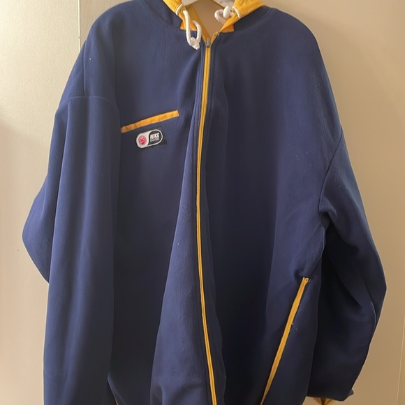 Nike Basketball XXL Reversible Hoodie - Picture 6 of 8